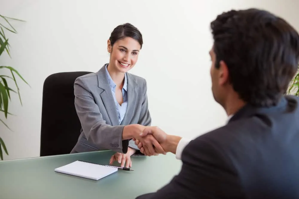 HR Manager Meeting with Applied Candidate