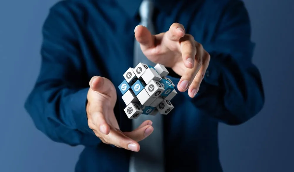 Recruiter Finding Solutions to Problems the Recruitment Team is Facing