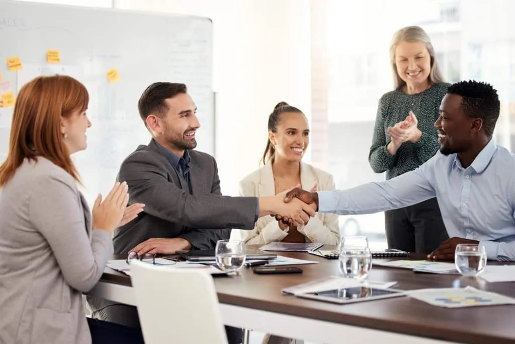 HR Manager Developing effective communication channels to avoid team culture challenges