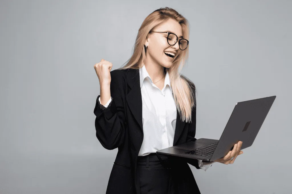 HR manager successfully engaging with candidates