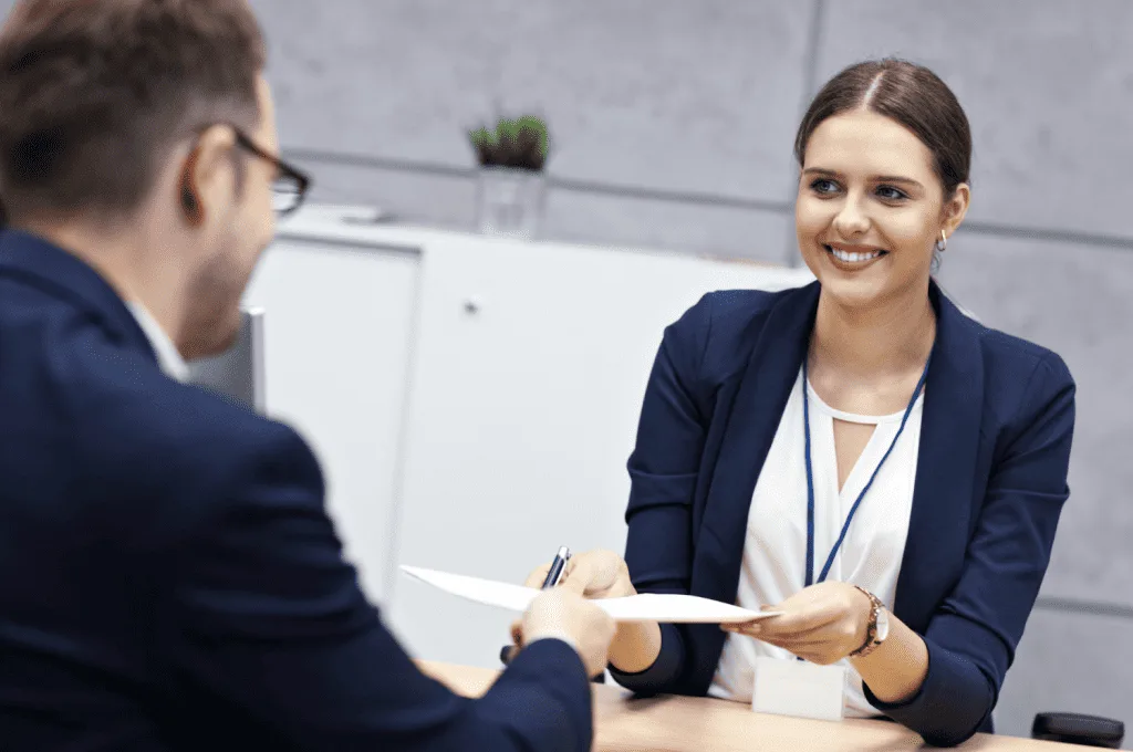 Recruiter asking important prescreening questions