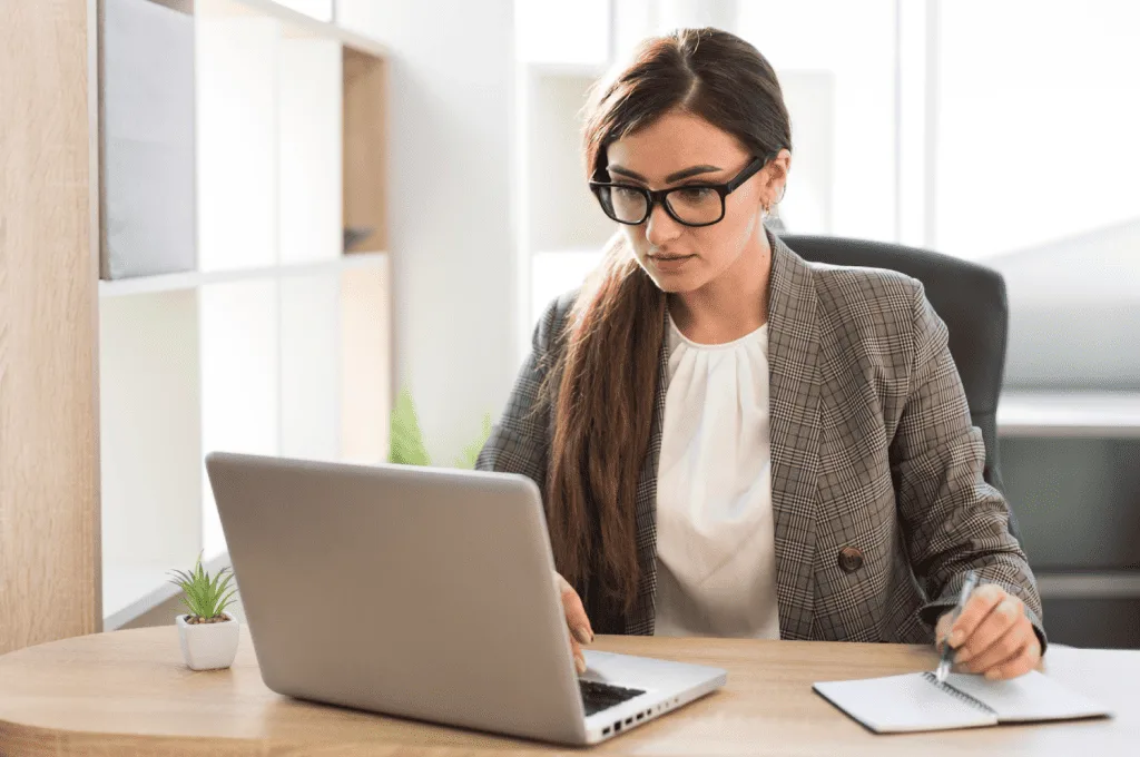 Recruiter tracking sources of applicants