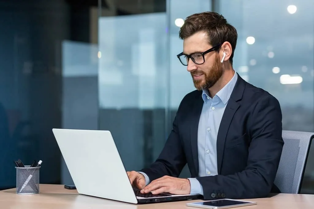 Recruiter Using sourcing data for better so8urcing and recruitment