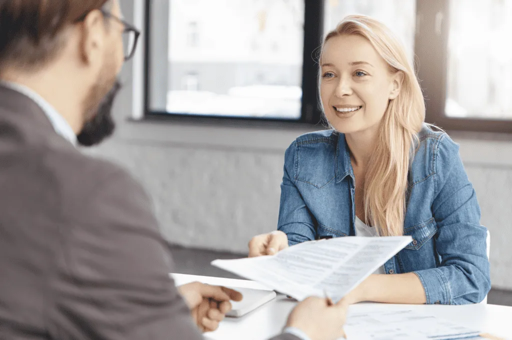 Recruiter using the best interviewing techniques to find the right candidates