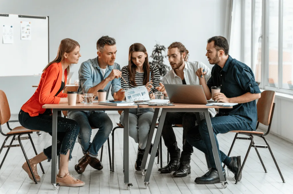 HR Manager giving Overview of Innovative Job Distribution Techniques