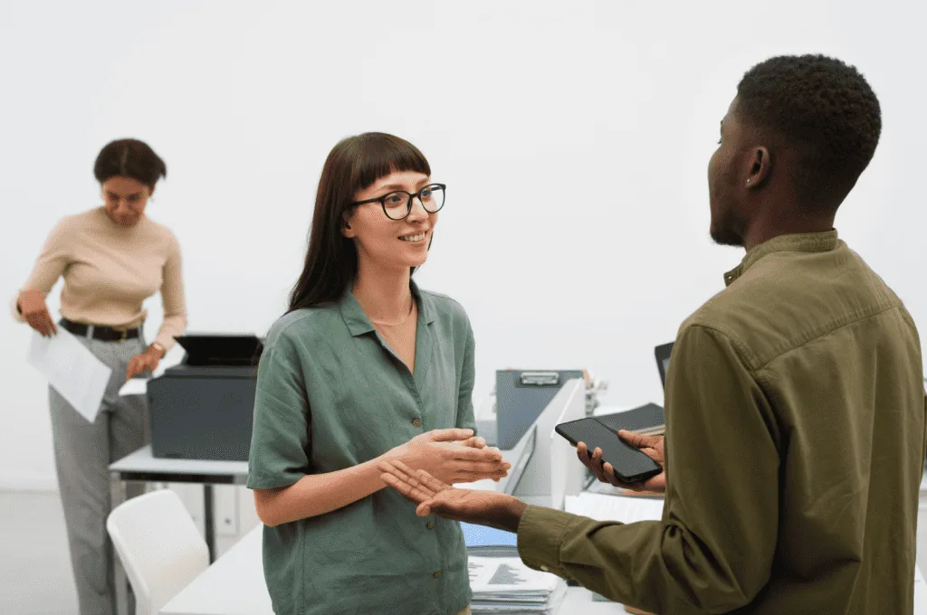 Recruiter experimenting with Networking and Relationship-Building Practices