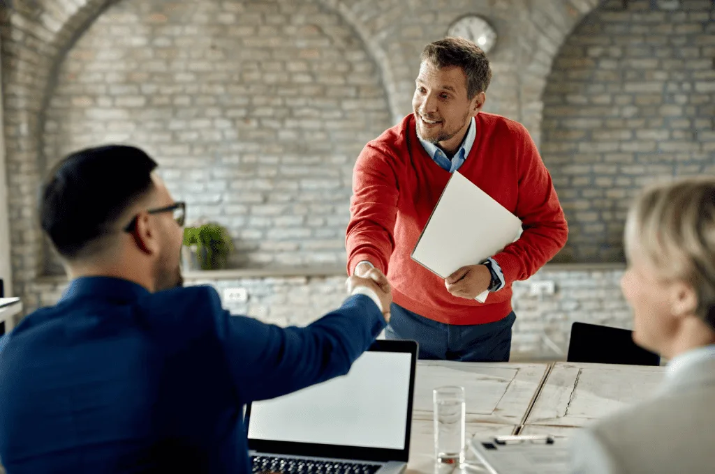 Recruiter finding new candidates through Best Practices for Recruitment Automation