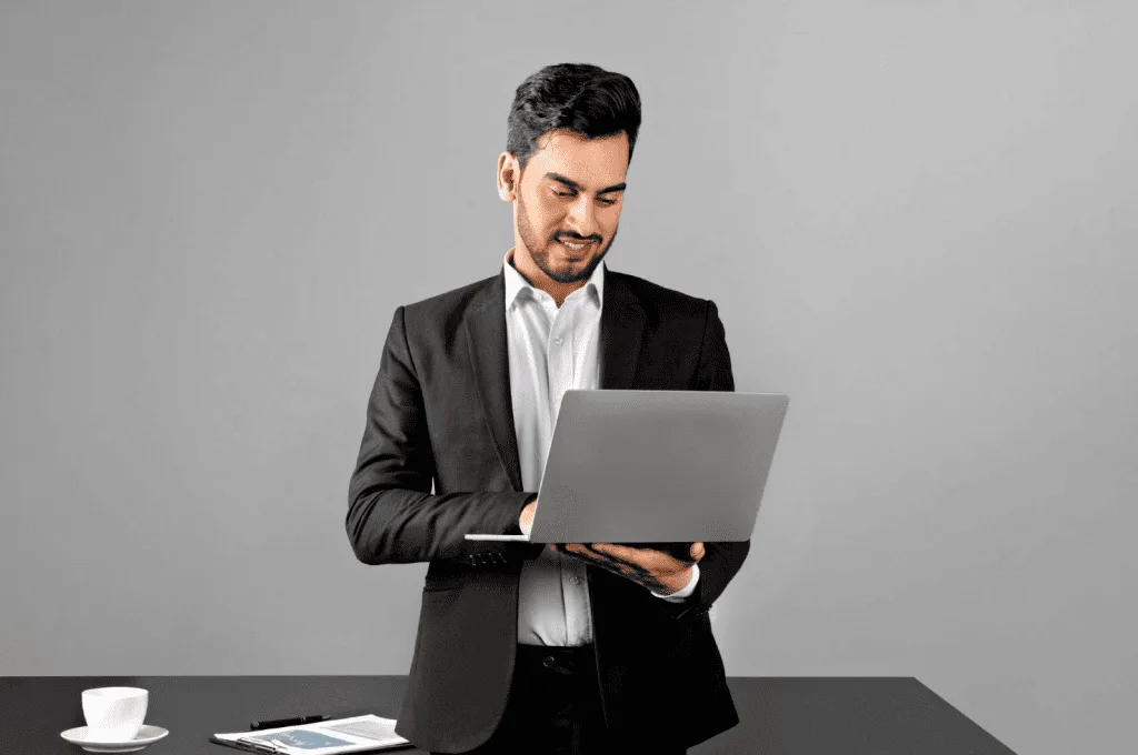 Recruiter Identifying a viable industry and target audience