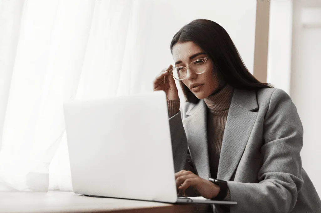 Recruiter Identifying Employer Value Proposition (EVP)