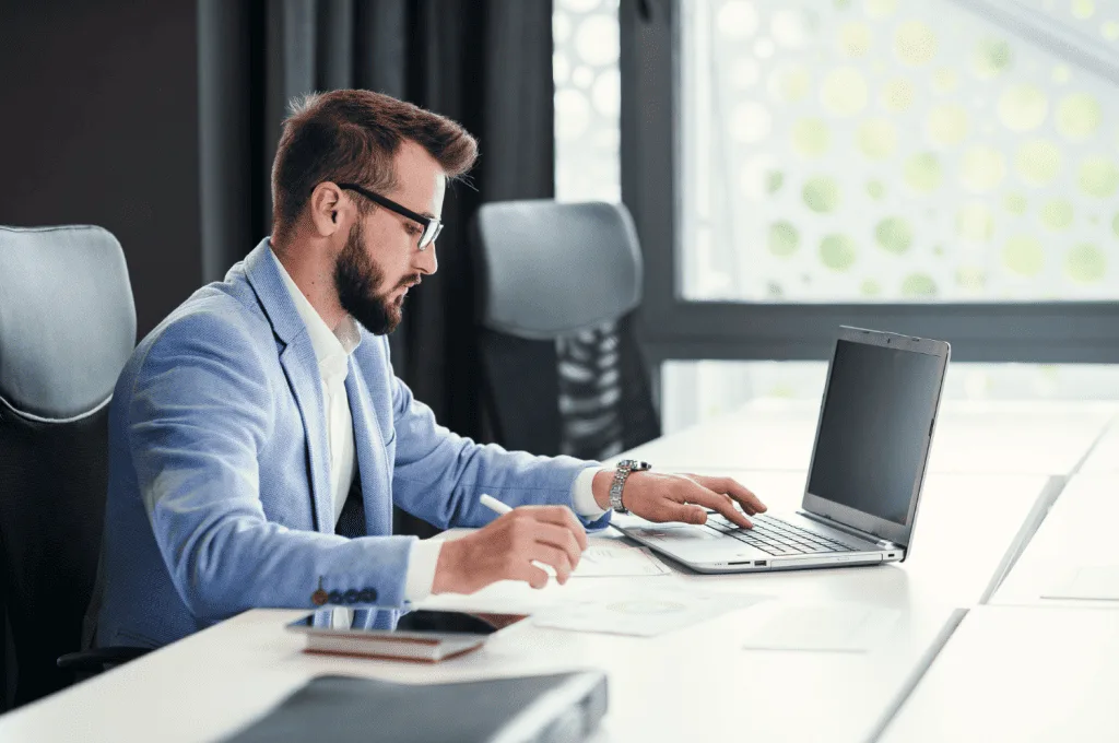 Recruiter looking into Best practices for incorporating the human touch