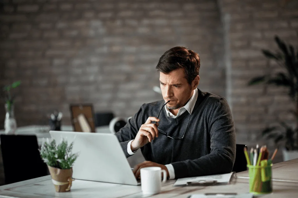 Recruiter Tapping into the relevant Talent Pool