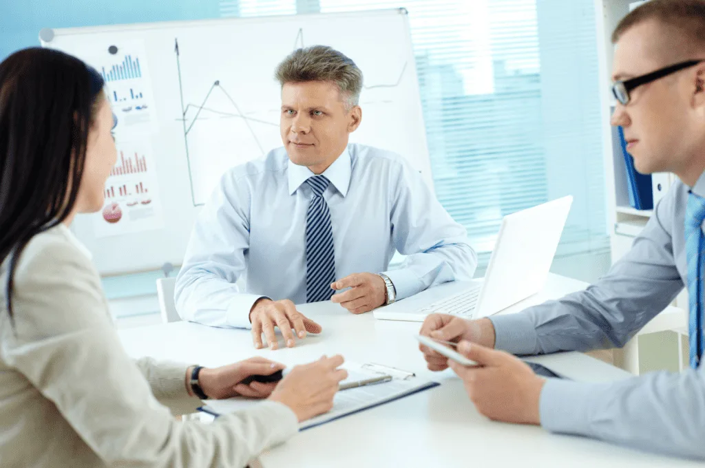 HR Manager Crafting a Positive Candidate Journey with Rejected Candidate Feedback Insights