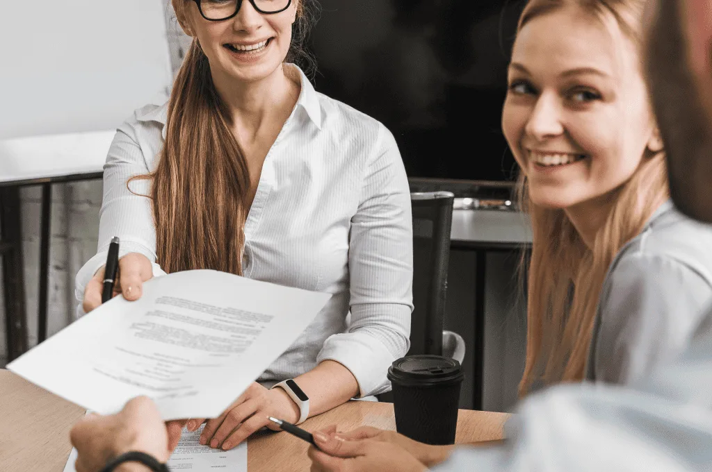 HR Manager Enhancing Hiring Process With Survey