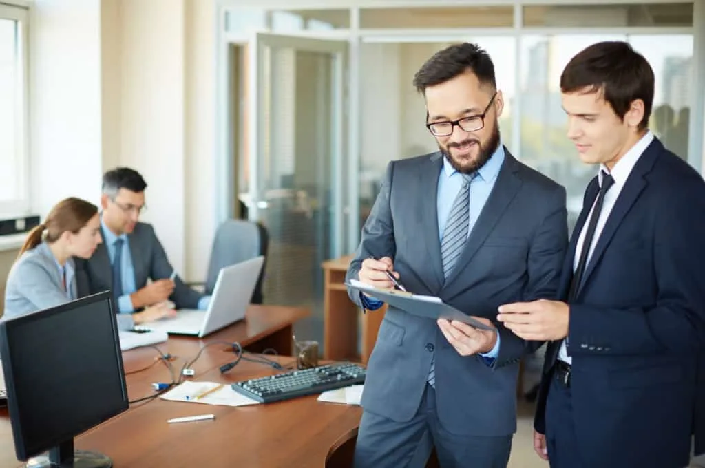 HR Team Using Survey Tool For Candidate Feedback Management