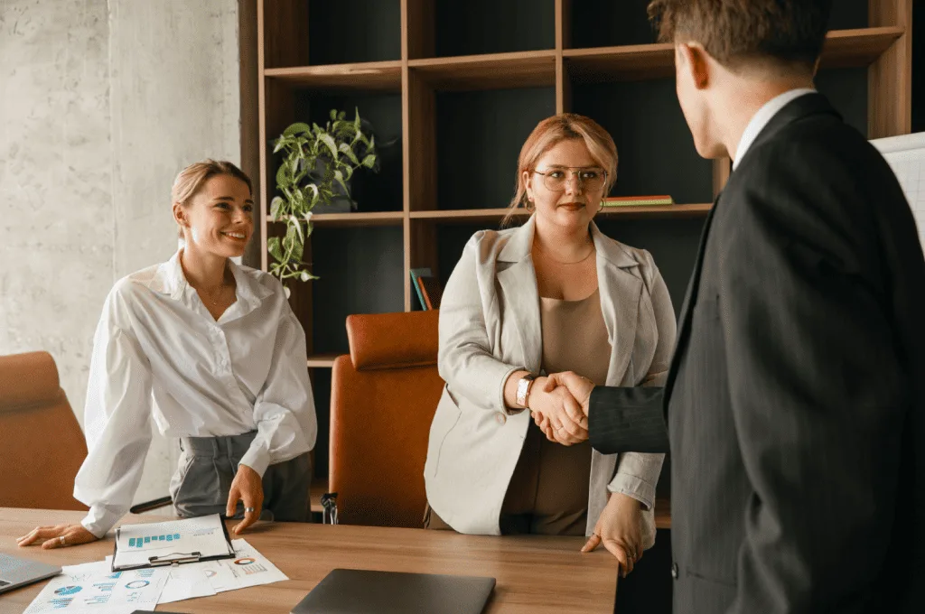 Recruiter using feedback to improve employer branding