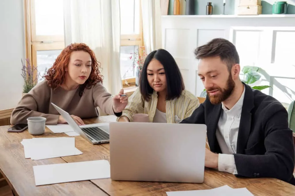 Recruiters Planning Social Media Campaigns To Find Top Talent