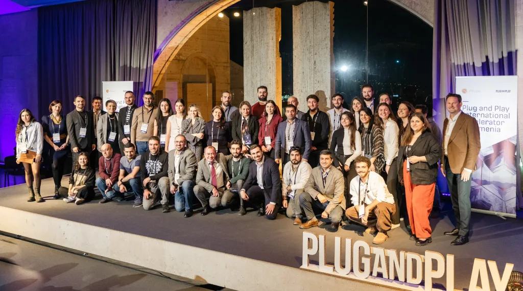 Participants of the Plug and Play Acceleration Program.